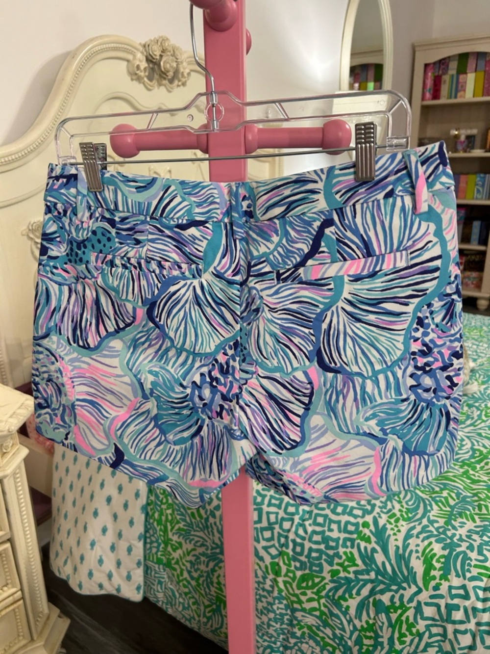 NWT Lilly Pulitzer Callahan stretch shorts, Bermuda Blue, Fishful Thinking, Sz 4 - Picture 4 of 9